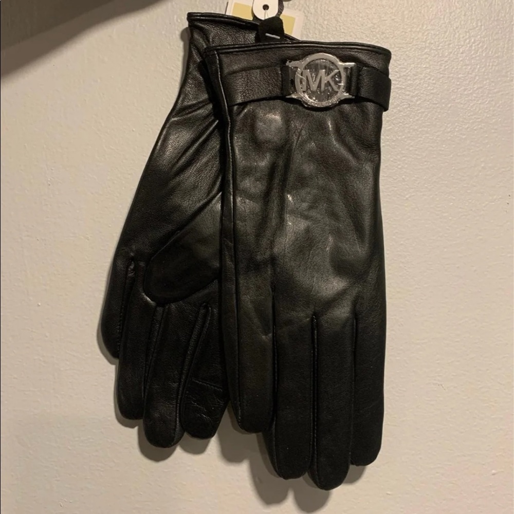 Michael kors gloves